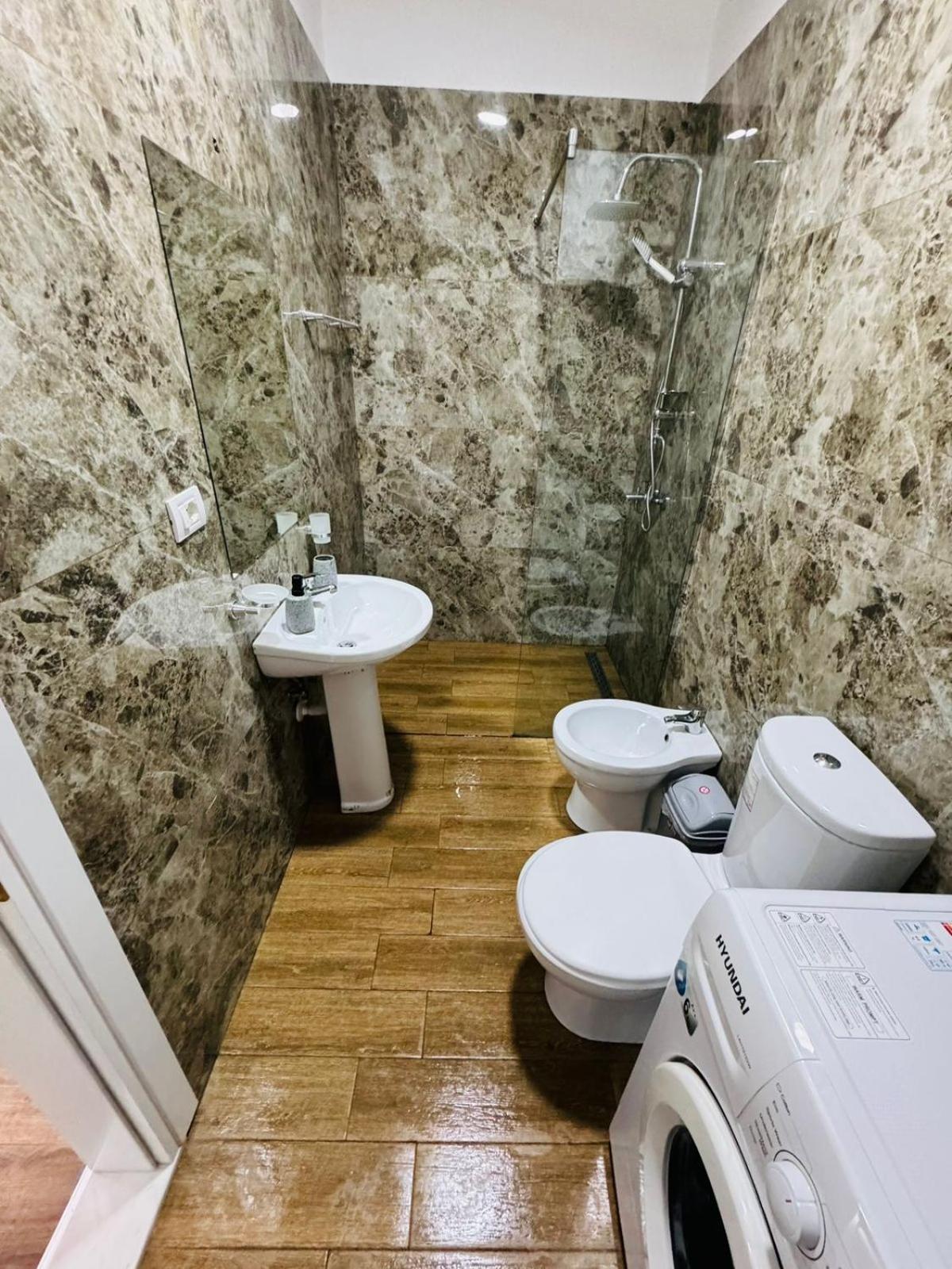Apartamente Tirana Exterior foto